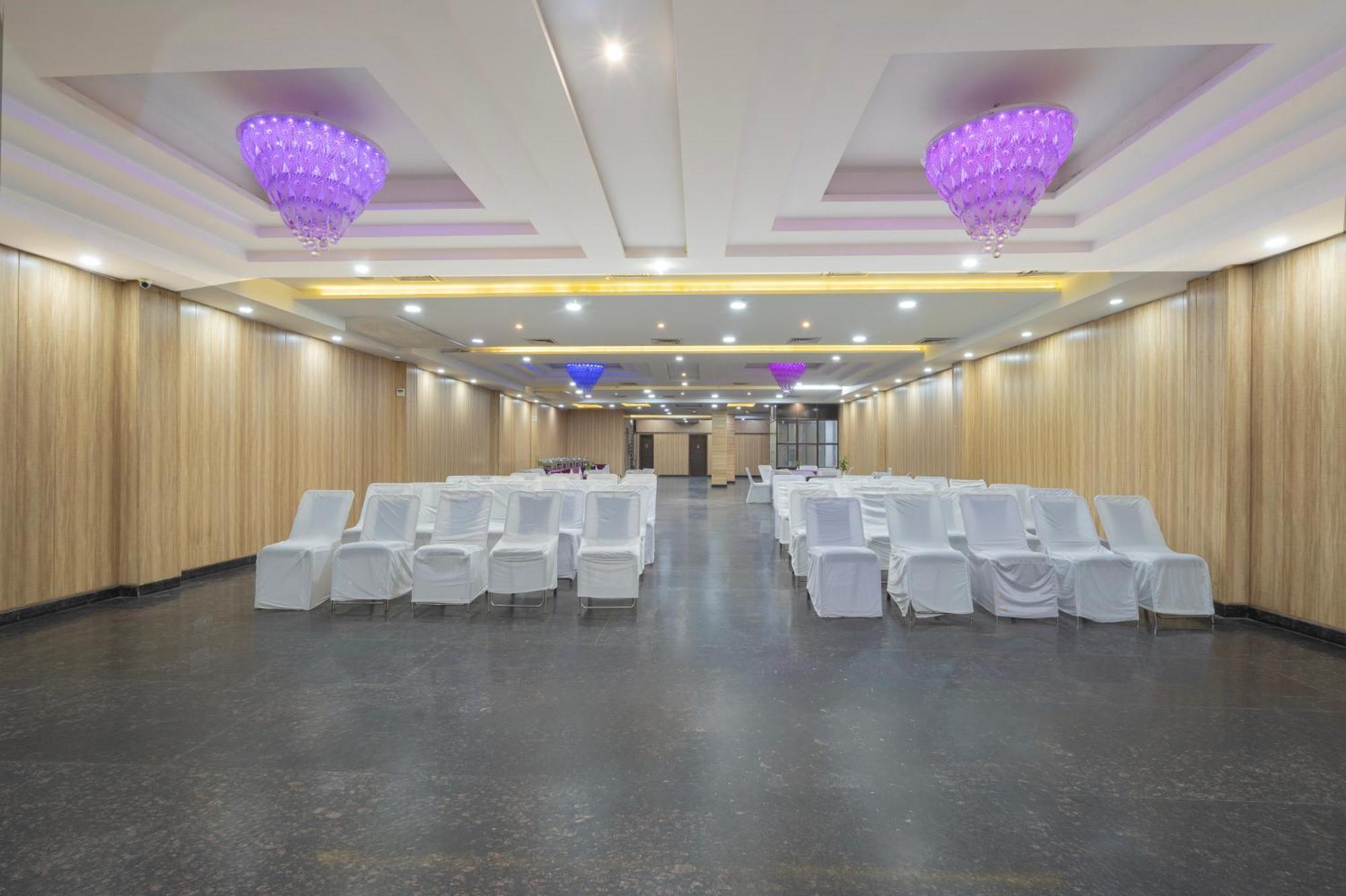 Spree Hotel Agra - Walking Distance To Tajmahal Buitenkant foto
