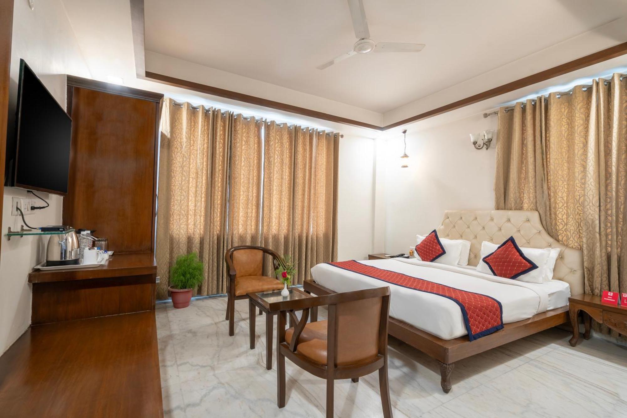 Spree Hotel Agra - Walking Distance To Tajmahal Buitenkant foto